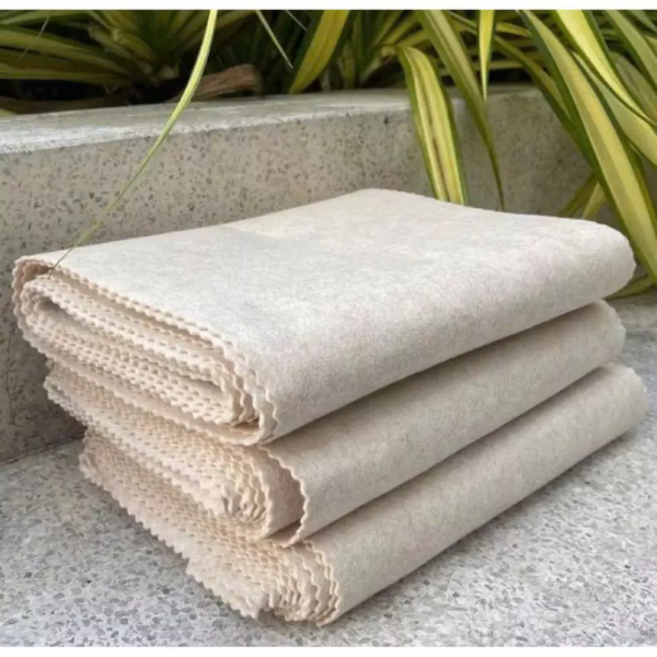 Panno multiuso in fibra di luffa. Super assorbente, separa il grasso, ideale per pulire la cucina, i tavoli e tutte le superfici.